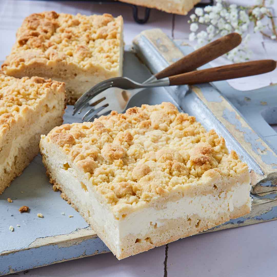 Rezeptbild "Schneller Käsestreuselkuchen" aus dem Buch "Back's einfach" von Marcel Seeger