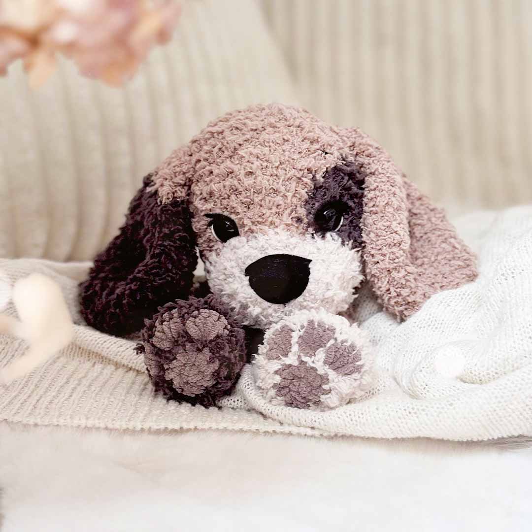 DIY-Anleitung "Hund Balu" aus dem Buch "Meine liebsten Kuschelfreunde" von Annemarie Sichermann